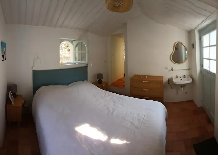 L'ecrin De La Pinede